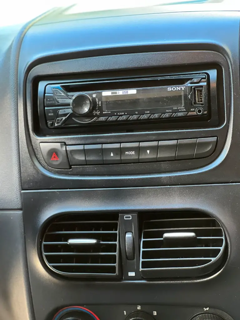 FIAT STRADA WORKING 1.4 MT 2018  (13).webp