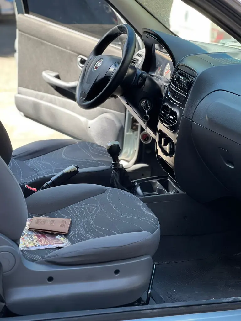 FIAT STRADA WORKING 1.4 MT 2018  (18).webp