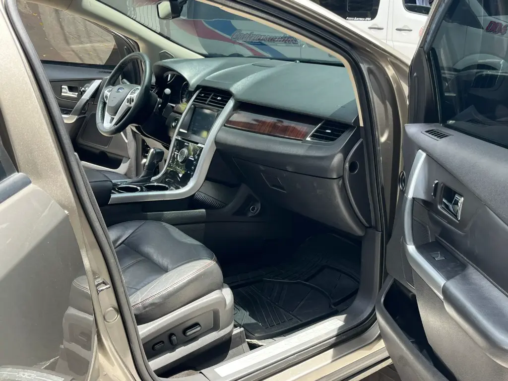 FORD EDGE LIMITED TP 4X4 MOD 2012 (13).webp