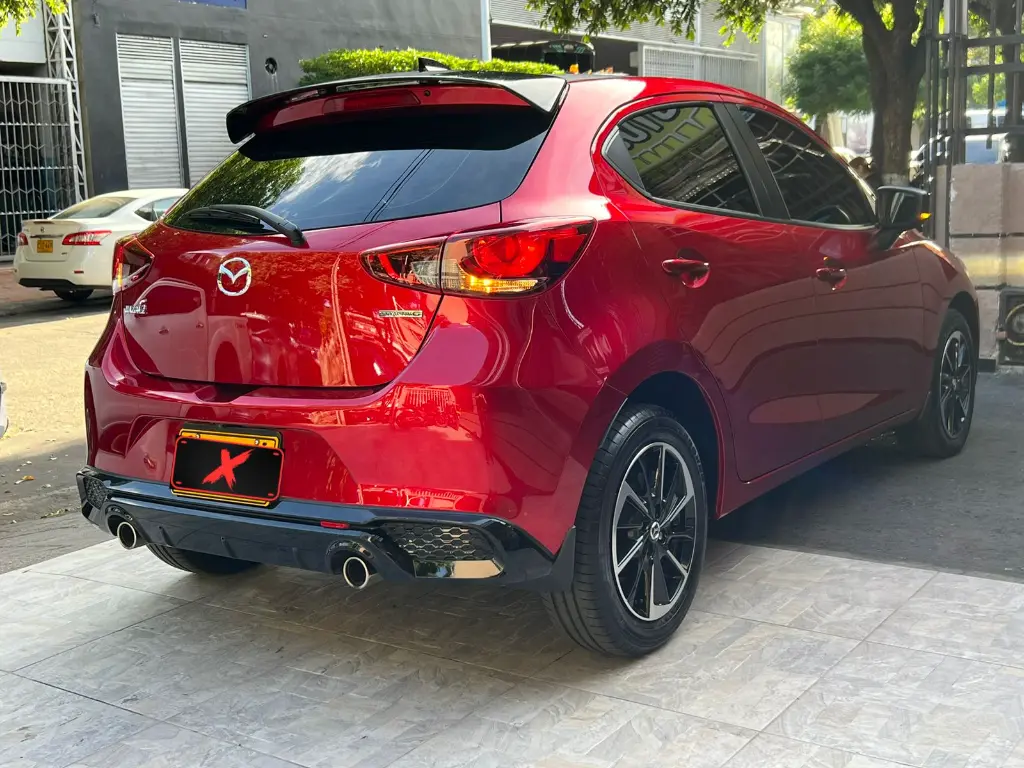 MAZDA 2 SPORT GRAND TOURING LX CARBON EDITION 2.0 2026 (6).webp
