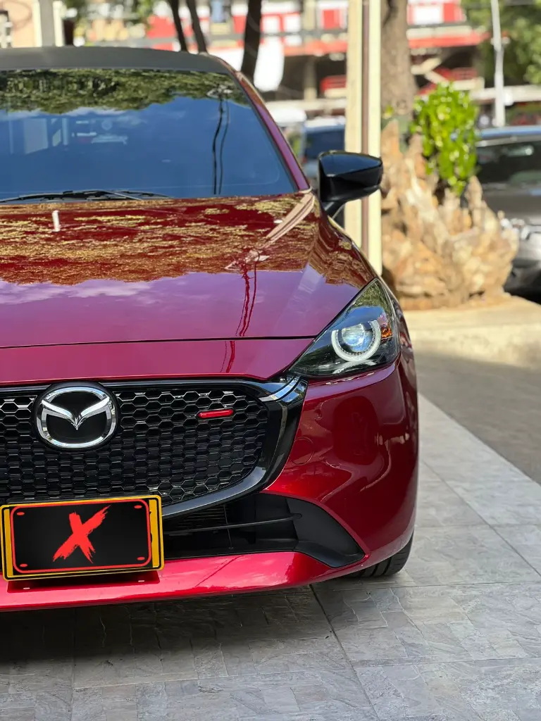 MAZDA 2 SPORT GRAND TOURING LX CARBON EDITION 2.0 2026 (7).webp