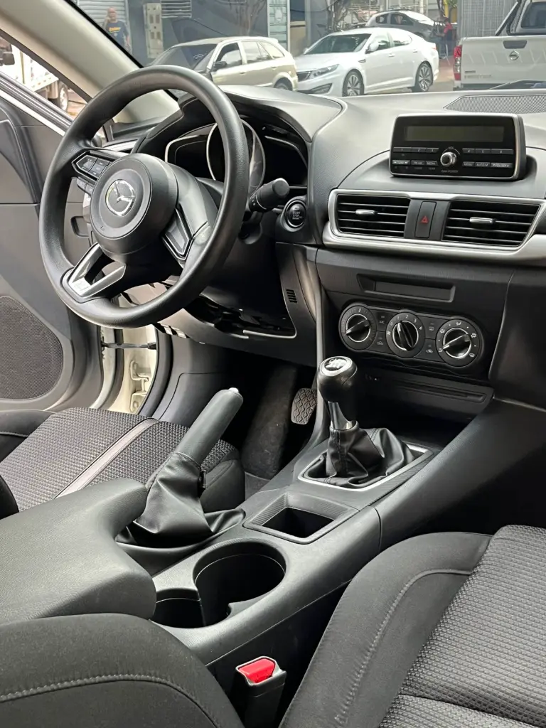 MAZDA 3 PRIME MEC MOD 2018 (7).webp