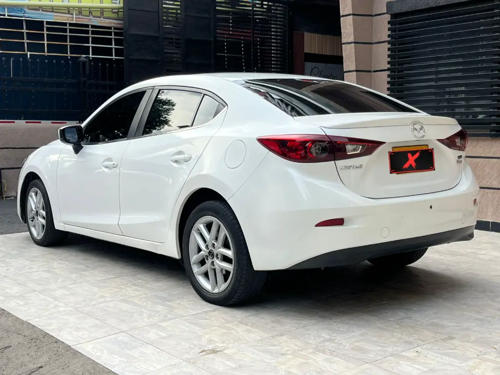 MAZDA 3 PRIME MEC MOD 2018 (4).webp