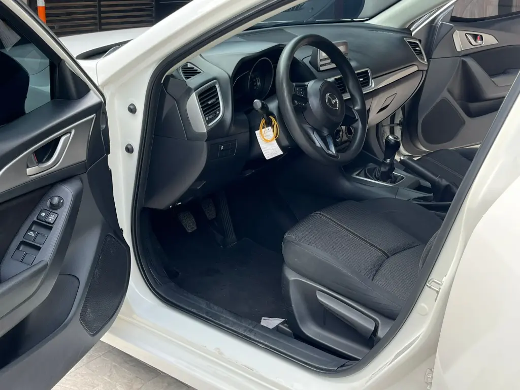 MAZDA 3 PRIME MEC MOD 2018 (17).webp