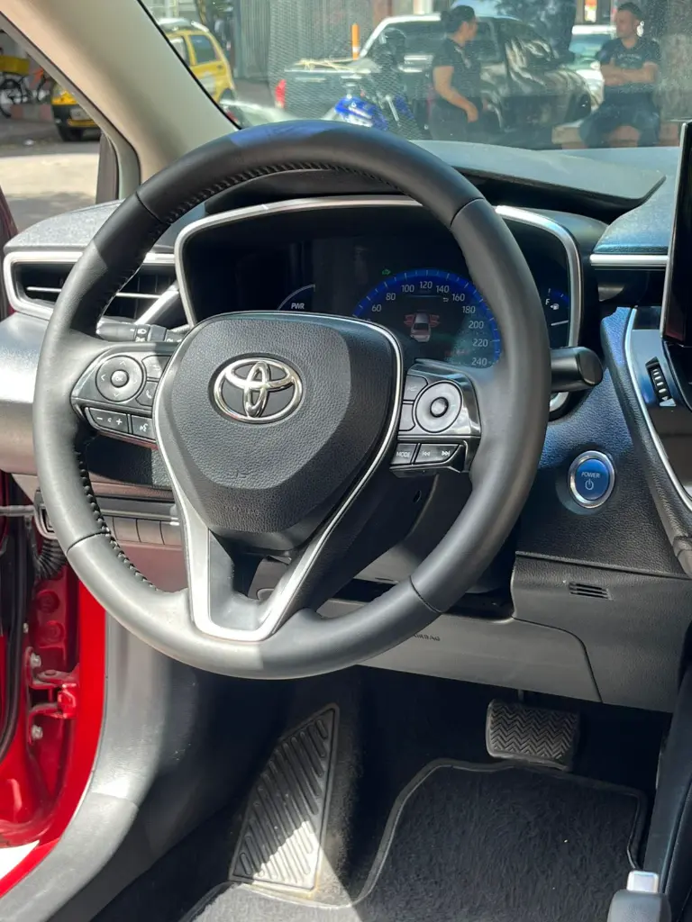 TOYOTA COROLLA SEG HYBRID MOD 2021 (13).webp