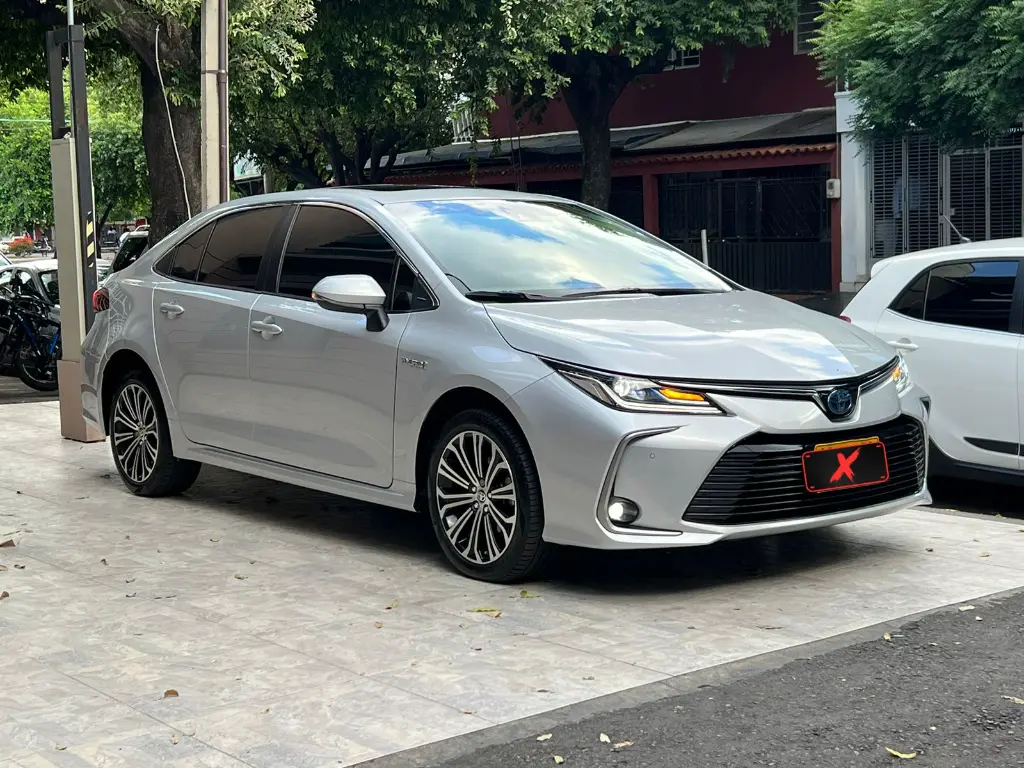 TOYOTA COROLLA SE-G HYBRID 2022 publicar en $109.900 (3).webp