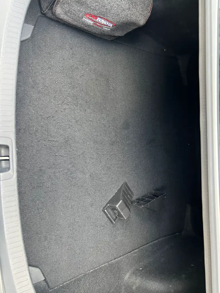 TOYOTA COROLLA SE-G HYBRID 2022 publicar en $109.900 (23).webp