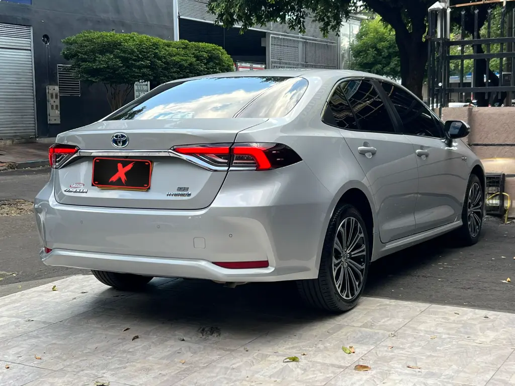 TOYOTA COROLLA SE-G HYBRID 2022 publicar en $109.900 (6).webp