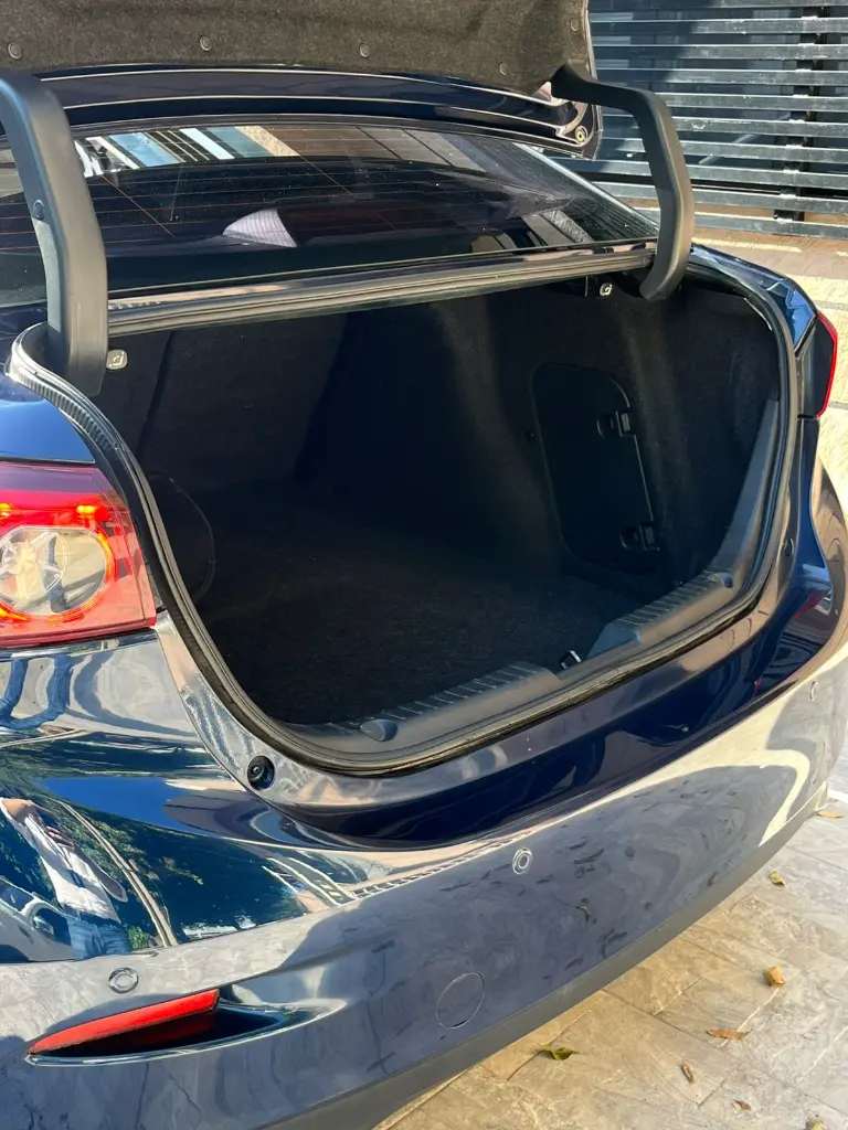 MAZDA 3 TOURING AUTOMATICO 2019 (22).webp