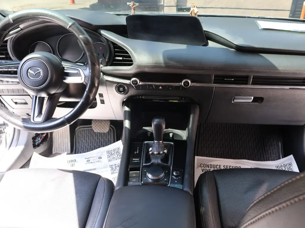 MAZDA 3 TOURING AT 2020 (18).webp