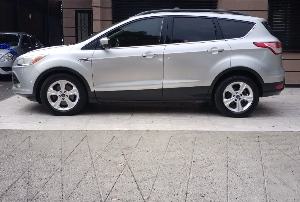 FORD ESCAPE SE 2.0 4X4 2015 (5).webp