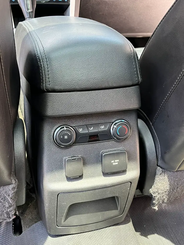 FORD EXPLORER LIMITED 4X4 MOD 2013 (26).webp