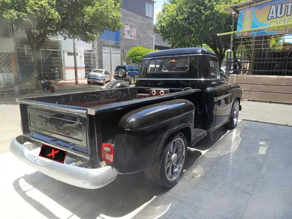 1956 GMC SUBURBAN PICKUP (7).webp