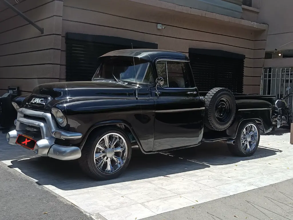 1956 GMC SUBURBAN PICKUP (1).webp