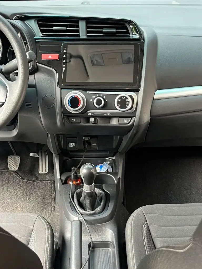 HONDA WR-V LX MT 2023 (10).webp