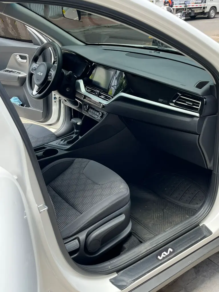 KIA NIRO EMOTION AUTOMÁTICA HYBRID MOD 2023 (17).webp