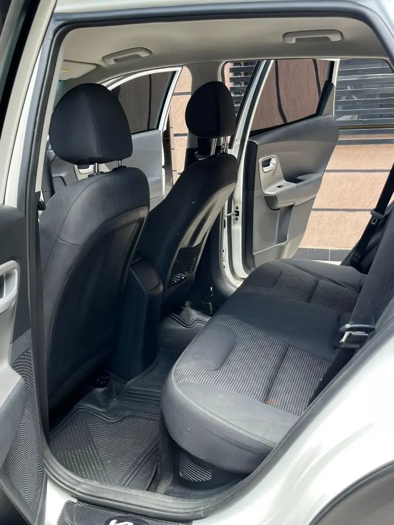 KIA NIRO EMOTION AUTOMÁTICA HYBRID MOD 2023 (9).webp