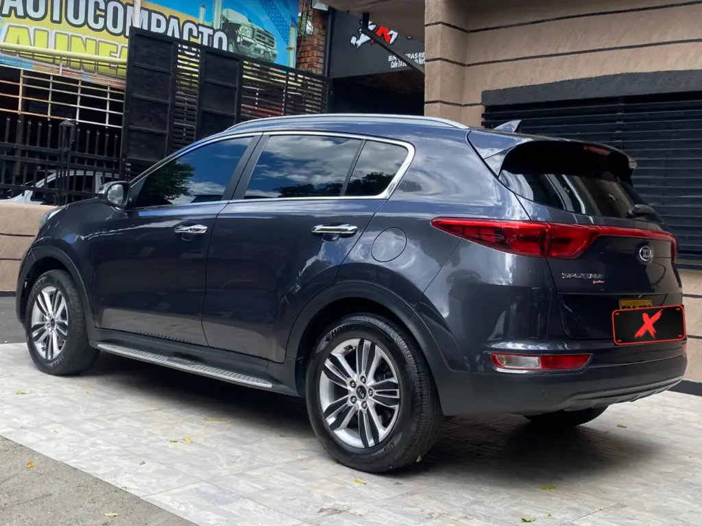 KIA SPORTAGE 2019 MT  (4).webp