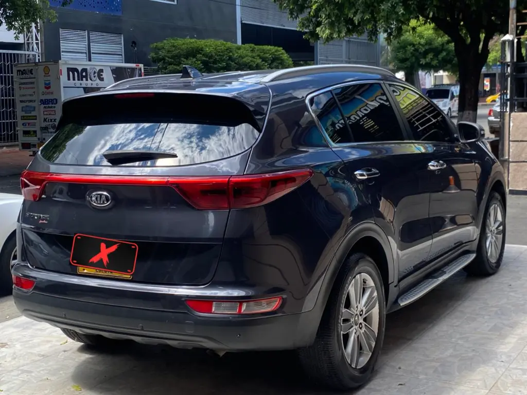 KIA SPORTAGE 2019 MT  (6).webp
