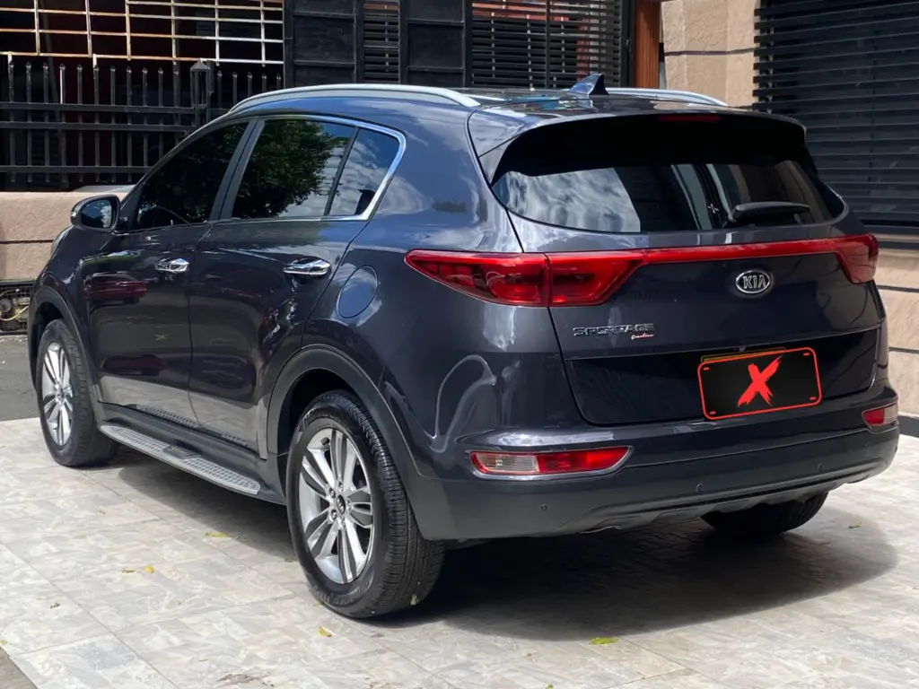 KIA SPORTAGE 2019 MT  (7).webp