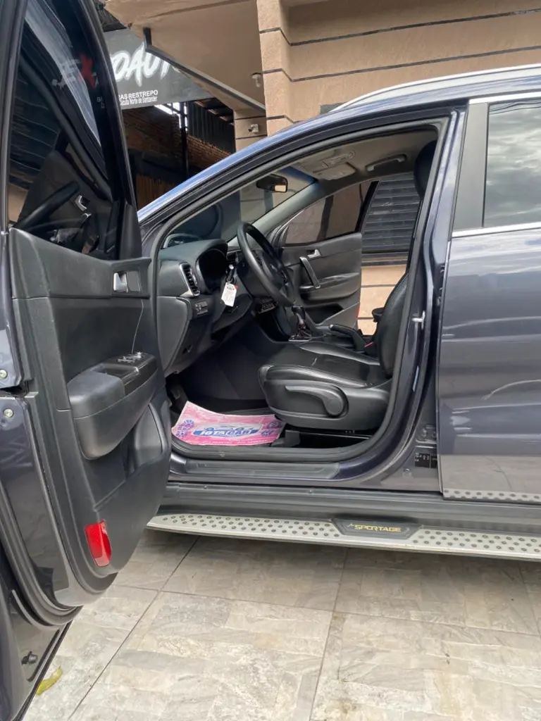 KIA SPORTAGE 2019 MT  (9).webp