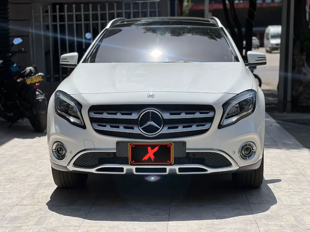 MERCEDES BENZ GLA200 1.6 TP 2020 publicar en $109.900 (2).webp