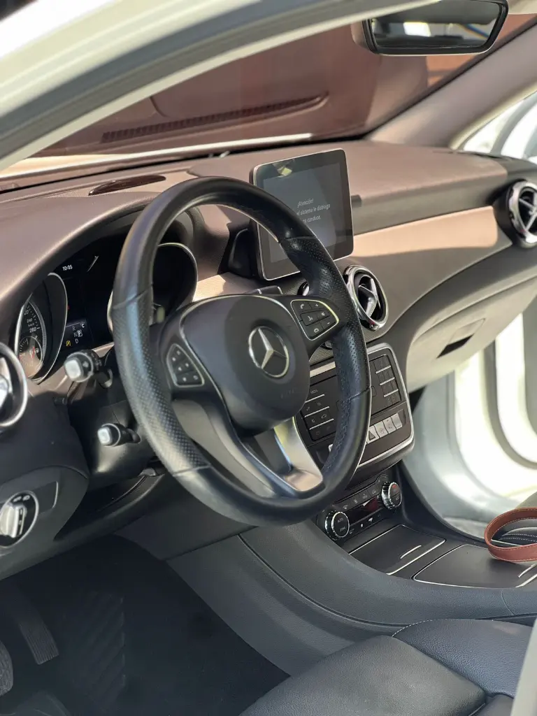 MERCEDES BENZ GLA200 1.6 TP 2020 publicar en $109.900 (8).webp