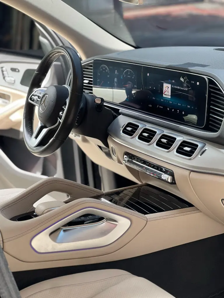 MERCEDES BENZ GLE300D 4MATIC  2.0 DIÉSEL 2020 (8).webp