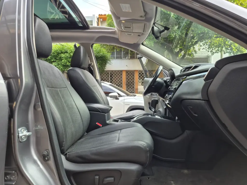 NISSAN XTRAIL ADVANC3 2015 AUT (24).webp