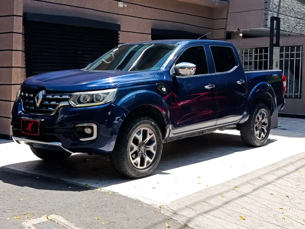 RENAULT ALASKAN ZEN MT 2017 (1).webp