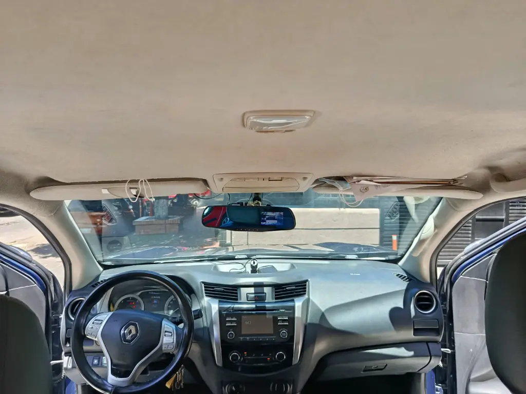 RENAULT ALASKAN ZEN MT 2017 (16).webp