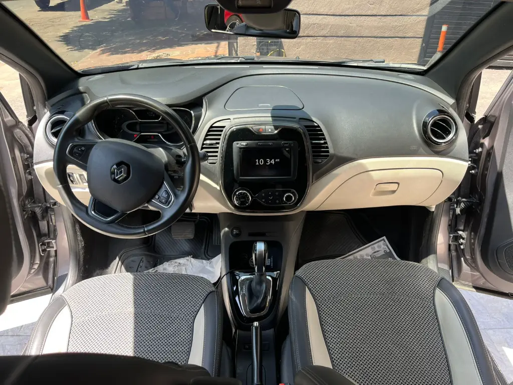 RENAULT CAPTUR INTENS AUT MOD 2021 (10).webp