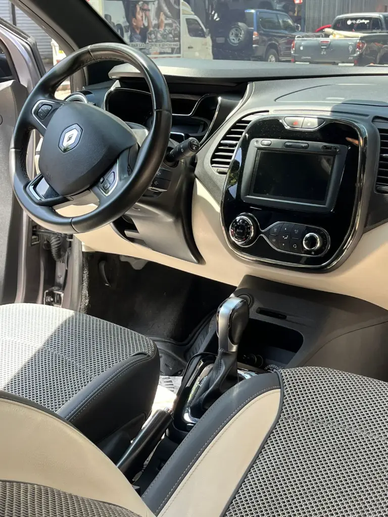 RENAULT CAPTUR INTENS AUT MOD 2021 (13).webp