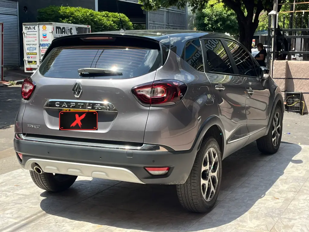 RENAULT CAPTUR INTENS AUT MOD 2021 (6).webp