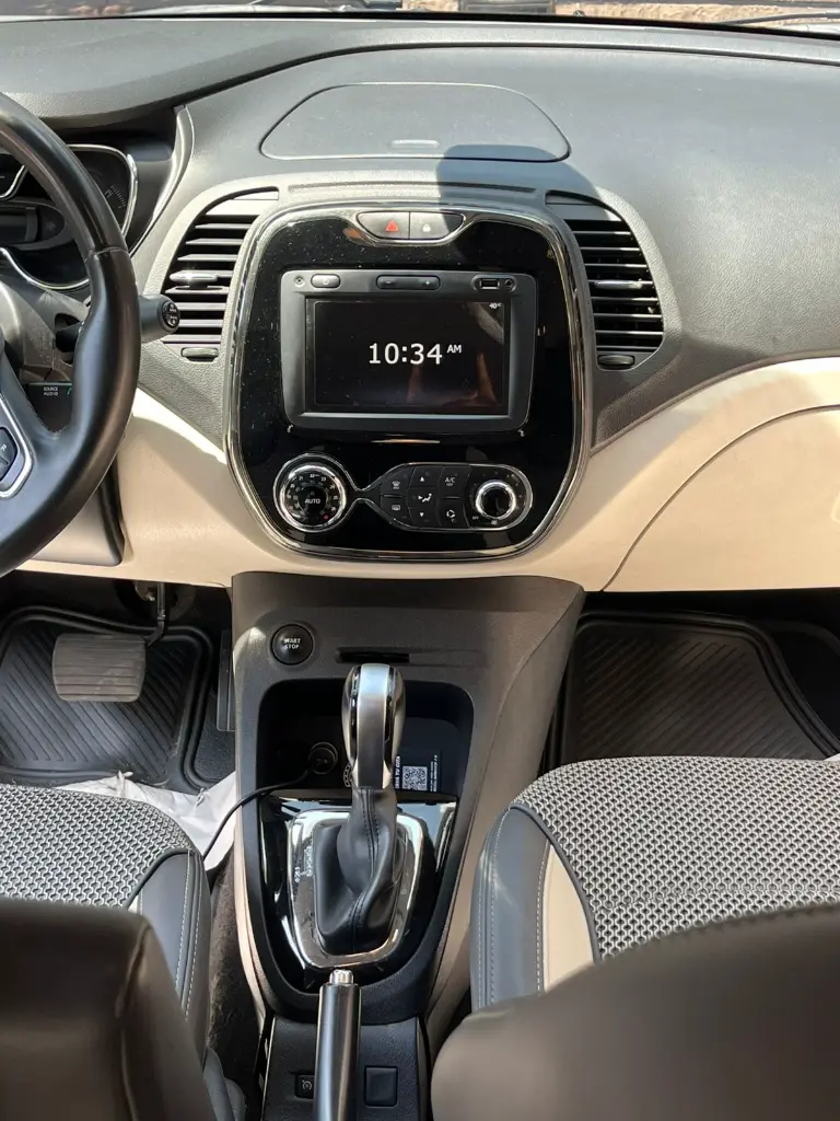 RENAULT CAPTUR INTENS AUT MOD 2021 (11).webp