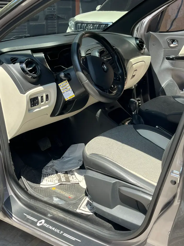 RENAULT CAPTUR INTENS AUT MOD 2021 (19).webp