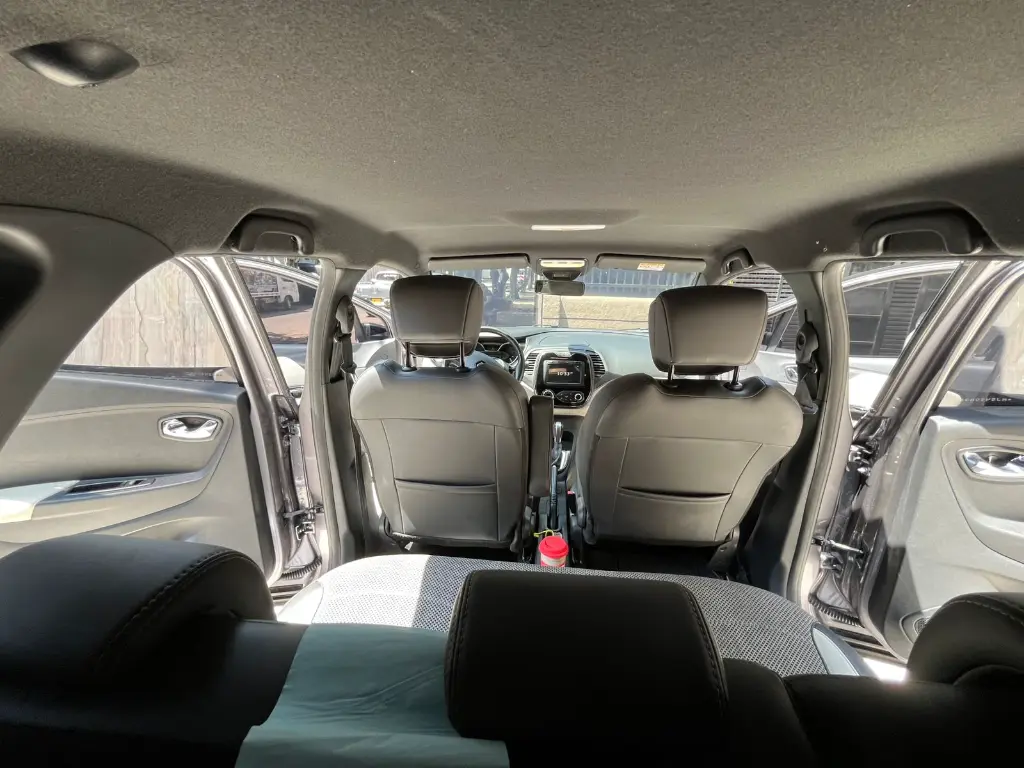 RENAULT CAPTUR INTENS AUT MOD 2021 (24).webp