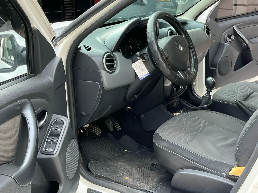 RENAULT DUSTER DYNAMIQUE 2014 (16).webp