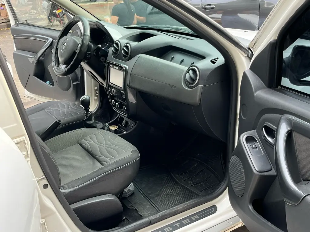 RENAULT DUSTER DYNAMIQUE 2014 (12).webp