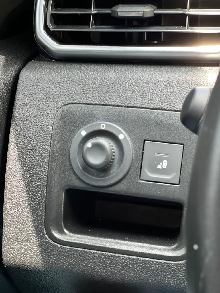 RENAULT DUSTER INTENS 1.3T 4X4 2024  (21).webp