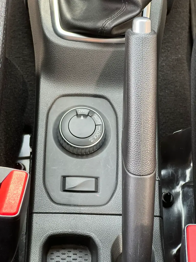 RENAULT DUSTER INTENS 1.3T 4X4 2024  (22).webp