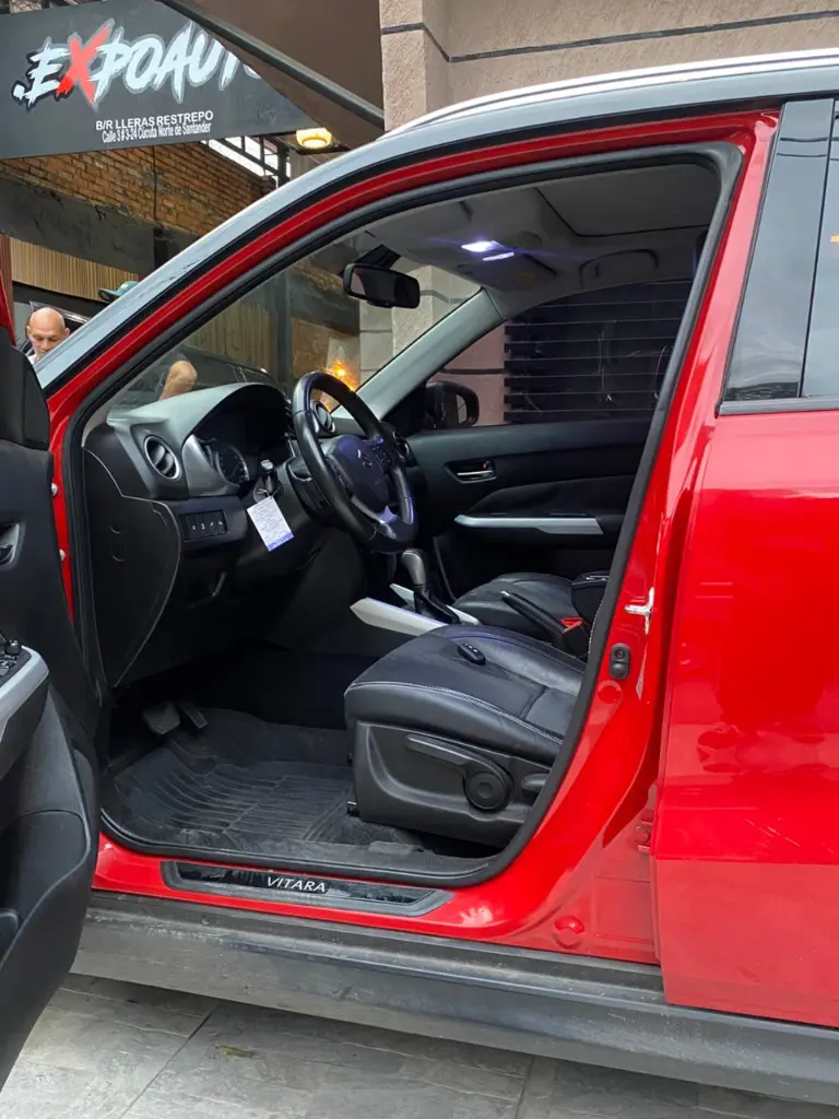 SUSUKI VITARA ALL-GRIP GLX AT 4x4 2016 (14).webp