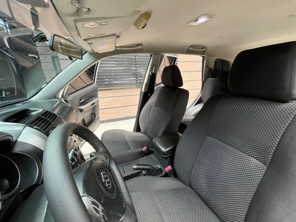SUZUKI GRAND VITARA SZ AUTOMATICA 2.0L 4x2 2009  (8).webp