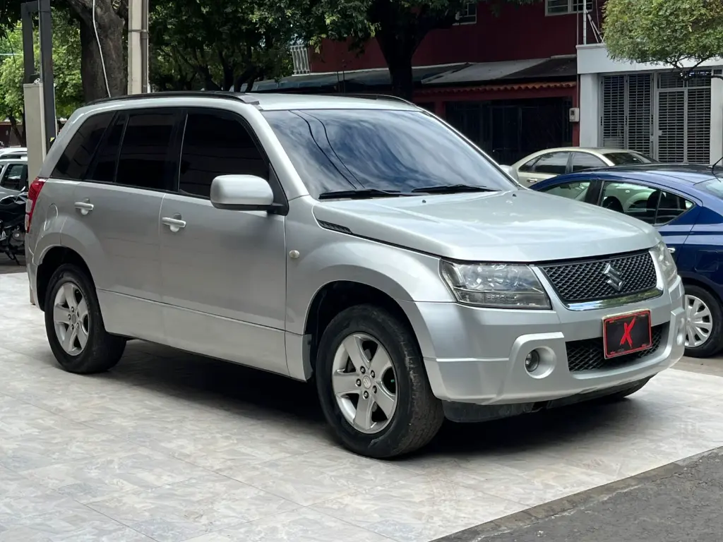 SUZUKI GRAND VITARA SZ AUTOMATICA 2.0L 4x2 2009  (3).webp