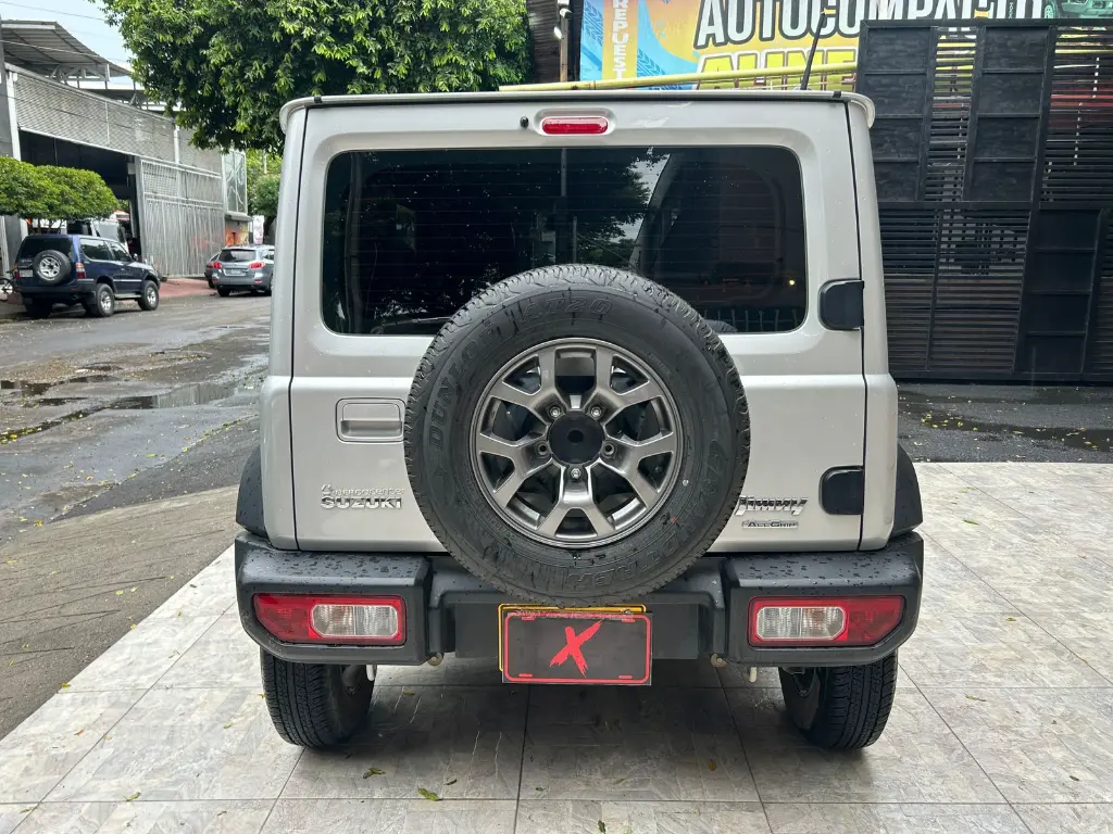 SUZUKI JIMNY GLX 3P AUTOMÁTICO 2025 publicar en $115.900 (5).webp