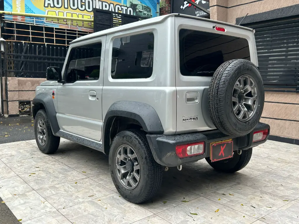 SUZUKI JIMNY GLX 3P AUTOMÁTICO 2025 publicar en $115.900 (4).webp