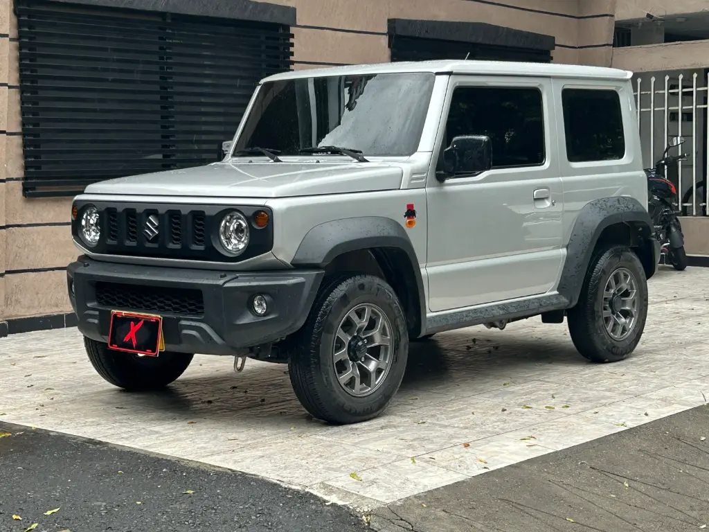 SUZUKI JIMNY GLX 3P AUTOMÁTICO 2025 publicar en $115.900 (1).webp