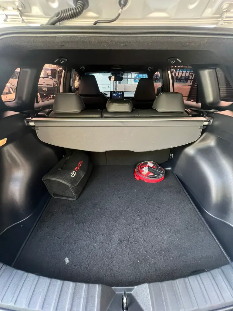 TOYOTA COROLLA CROSS SE-G HYBRID 2023  (19).webp