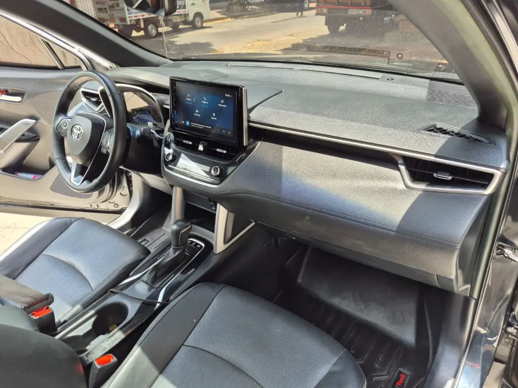 TOYOTA COROLLA CROSS SE-G HIBRIDA 2023 (26).webp