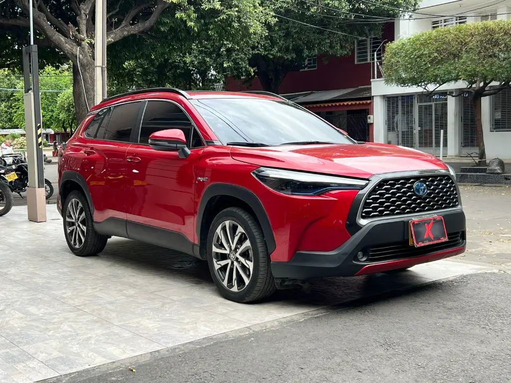 TOYOTA COROLLA CROSS SE-G HYBRID 2024 (3).webp